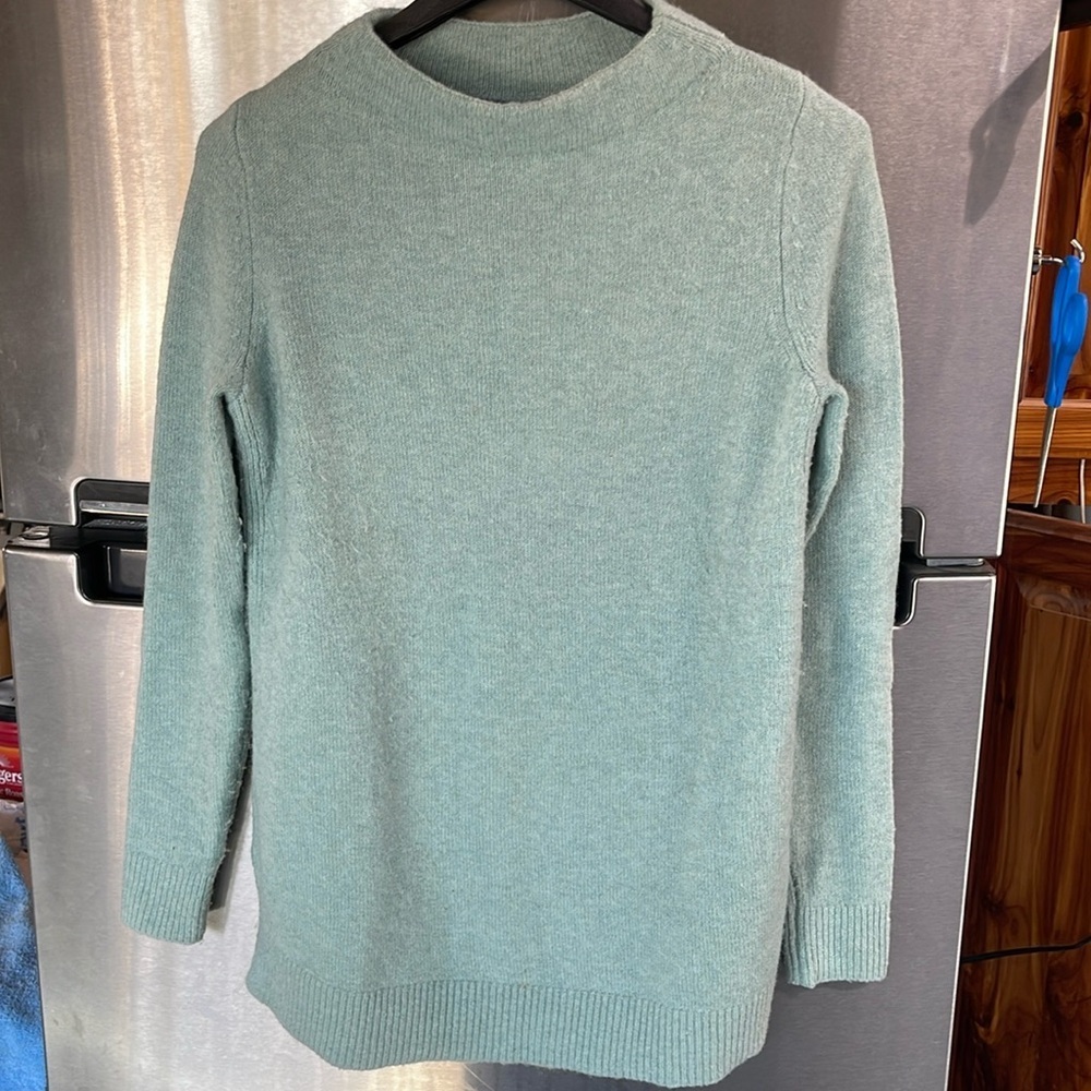 LOFT Mock Neck Blue/Green Marino wool blend Sweater women’s Sz‎ XS NEEDS SHAVE